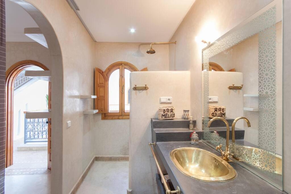 Riad Melilo Avec Piscine Chauffee Marrakesh Ngoại thất bức ảnh