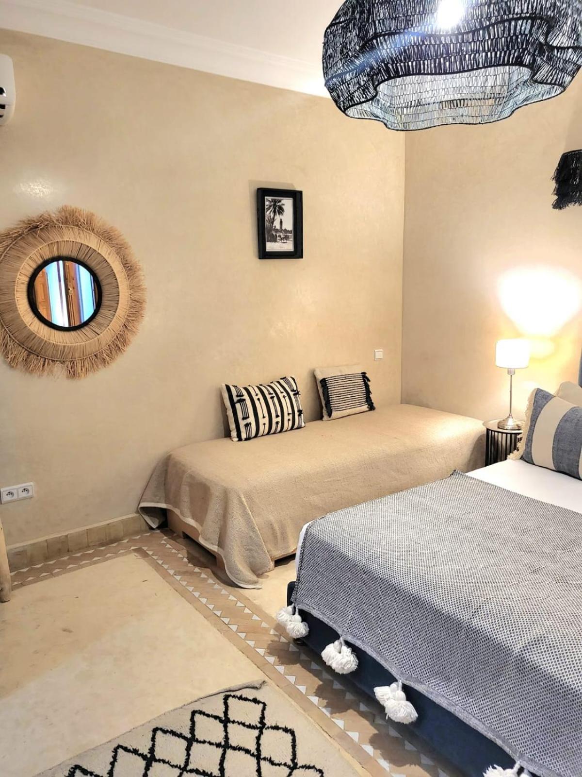 Riad Melilo Avec Piscine Chauffee Marrakesh Ngoại thất bức ảnh