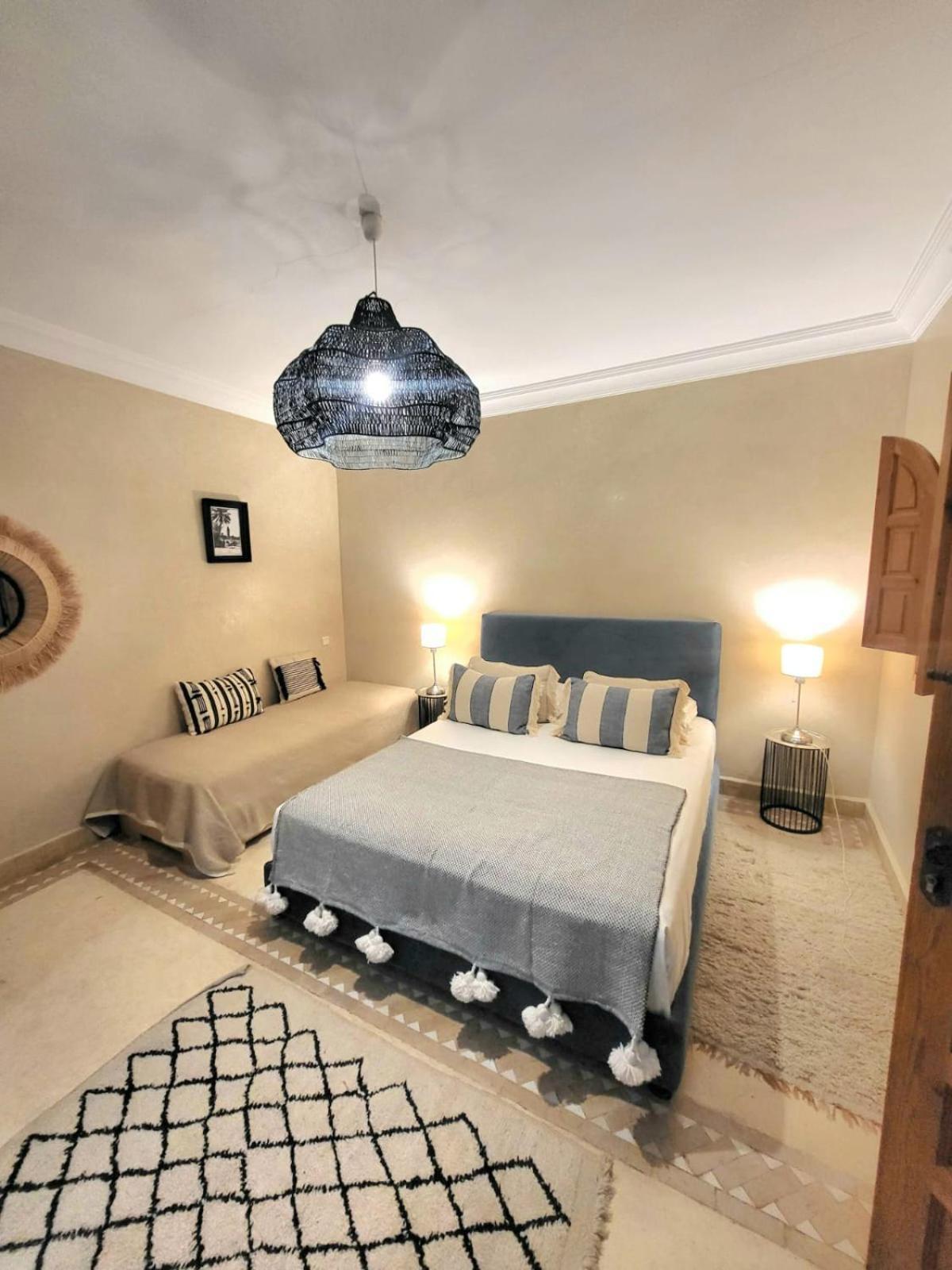 Riad Melilo Avec Piscine Chauffee Marrakesh Ngoại thất bức ảnh